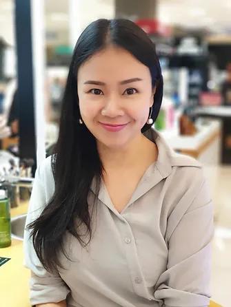 Miss Kajeerat Tantayakom